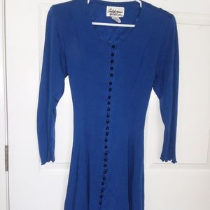 LONG SLEEVE DRESS WITH BLACK BUTTONS